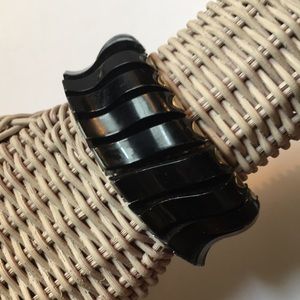Mid century 50s expanding black plastic bracelet